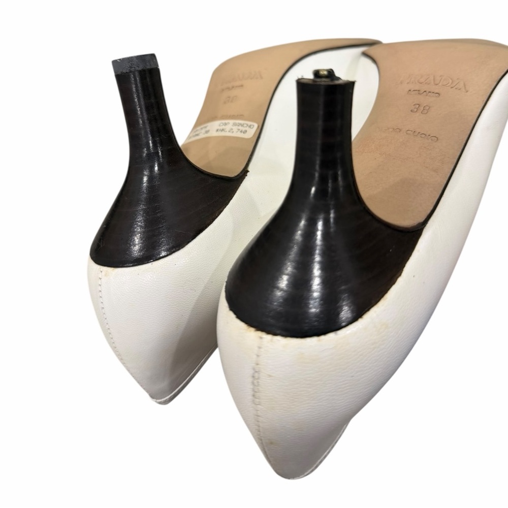 Prada Milano White Leather Kitten Heel Pumps Pointed Toe Size 38 - Picture 8 of 9